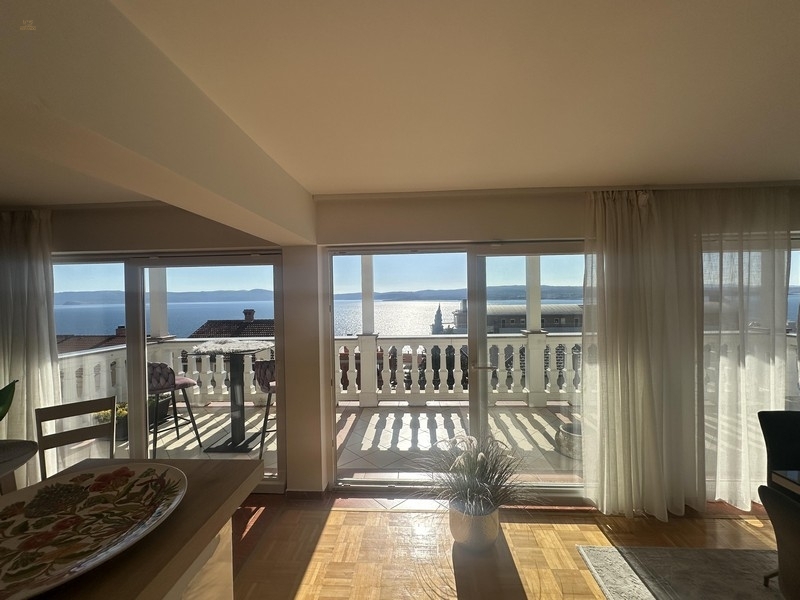 Thumbnail von Große Wohnung mit schönem Meerblick