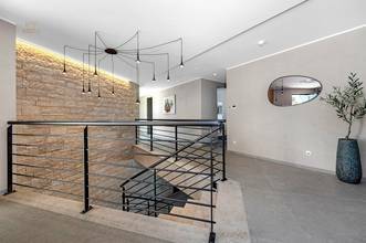 Thumbnail von Luksusowa willa z basenem infinity i widokiem na morze w spokojnej okolicy