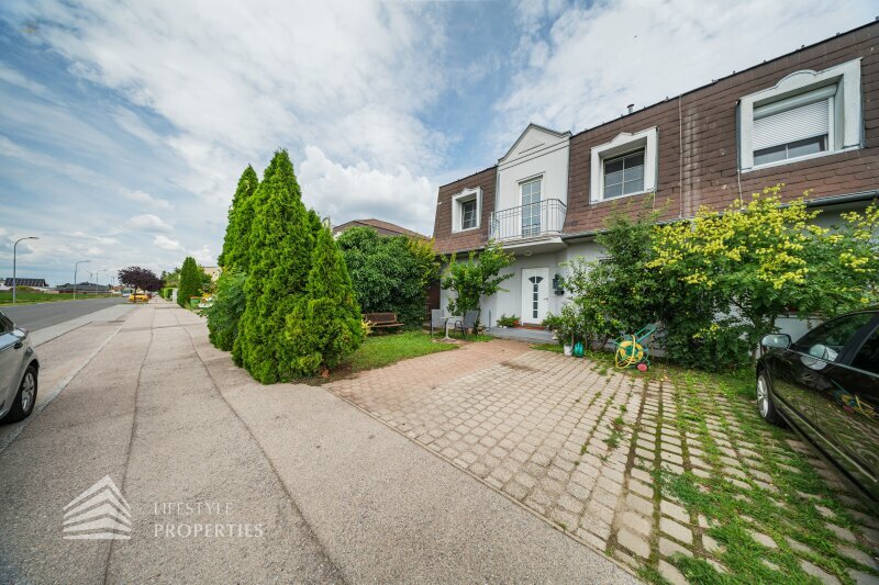 Elegantes Eckreihenhaus  in Leopoldsdorf im Marchfeld