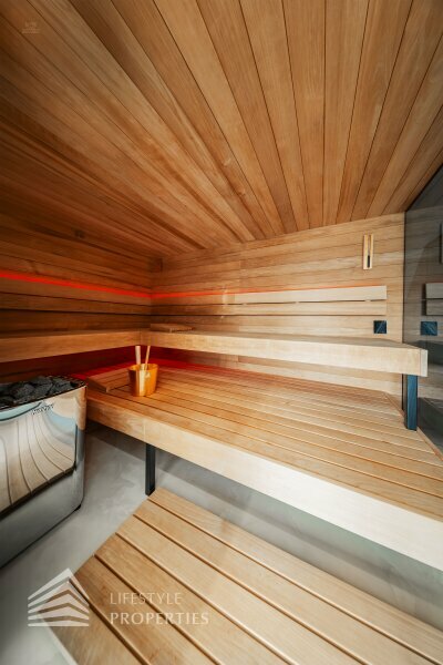 Thumbnail von Grandiose Luxusvilla mit Pool - Ihr Rückzugsort Nähe Wienerberg