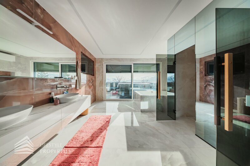 Thumbnail von Grandiose Luxusvilla mit Pool - Ihr Rückzugsort Nähe Wienerberg