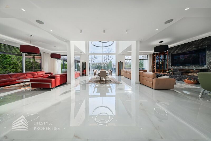 Thumbnail von Grandiose Luxusvilla mit Pool - Ihr Rückzugsort Nähe Wienerberg