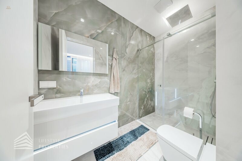 Thumbnail von Grandiose Luxusvilla mit Pool - Ihr Rückzugsort Nähe Wienerberg