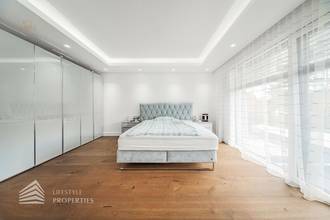 Thumbnail von Grandiose Luxusvilla mit Pool - Ihr Rückzugsort Nähe Wienerberg