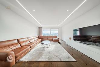 Thumbnail von Grandiose Luxusvilla mit Pool - Ihr Rückzugsort Nähe Wienerberg