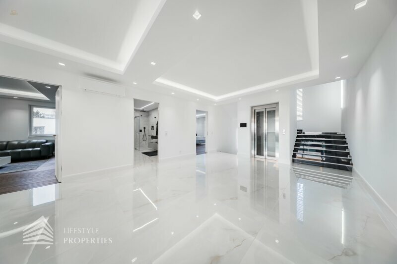 Thumbnail von Grandiose Luxusvilla mit Pool - Ihr Rückzugsort Nähe Wienerberg