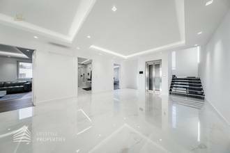 Thumbnail von Grandiose Luxusvilla mit Pool - Ihr Rückzugsort Nähe Wienerberg