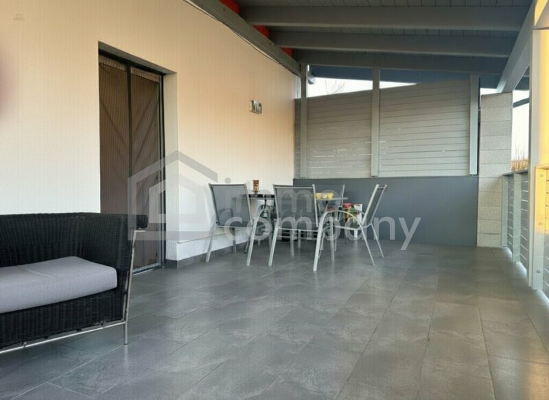 Thumbnail von Ihr neues zu Hause wartet mit Garten, Terrasse & Garage – 3 Zimmer! Preis VB