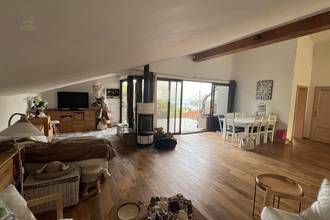 Thumbnail von Charmantes Haus mit vier Wohnungen und Meerblick