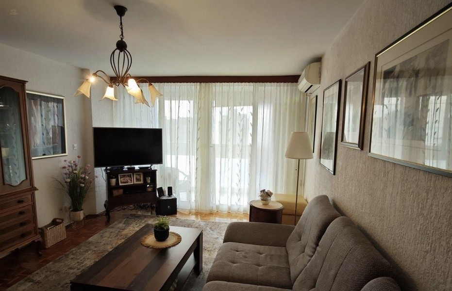 Thumbnail von Wohnung mit Meerblick im Hochhaus