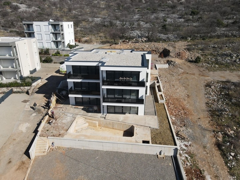 Thumbnail von Modernes Neubau-Appartement mit wunderschönem Meerblick, Garten und privatem Pool
