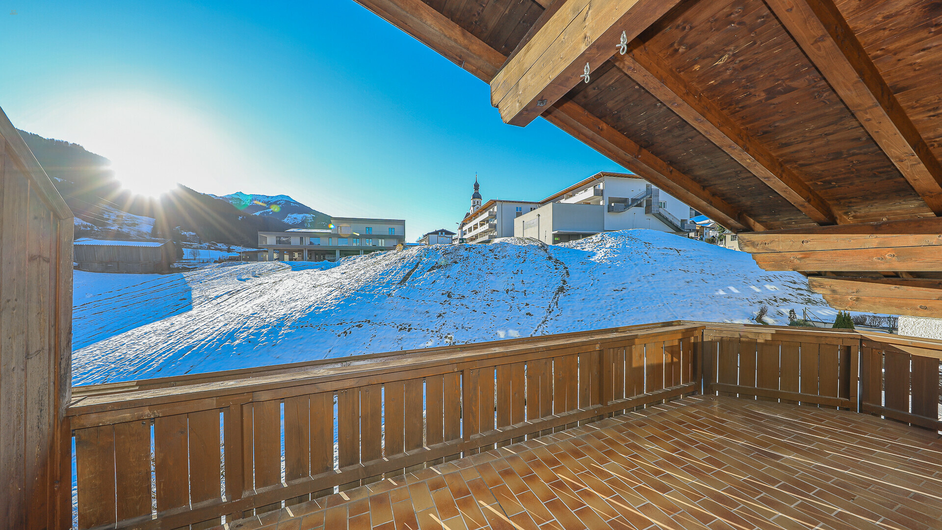 Thumbnail von Dachgeschosswohnung mit traumhaftem Ausblick