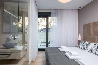 Thumbnail von Modernes Appartement direkt am Meer mit Communitypool