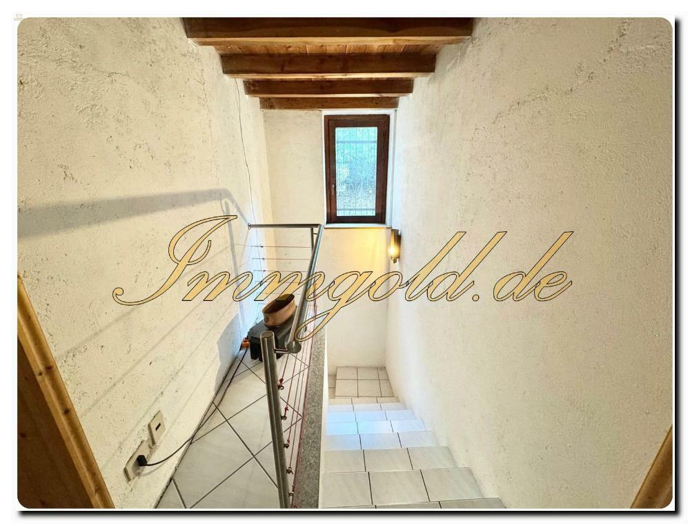Thumbnail von Lago Maggiore apartes, schmuckes Landhaus, Alleinlage, riesiges Areal