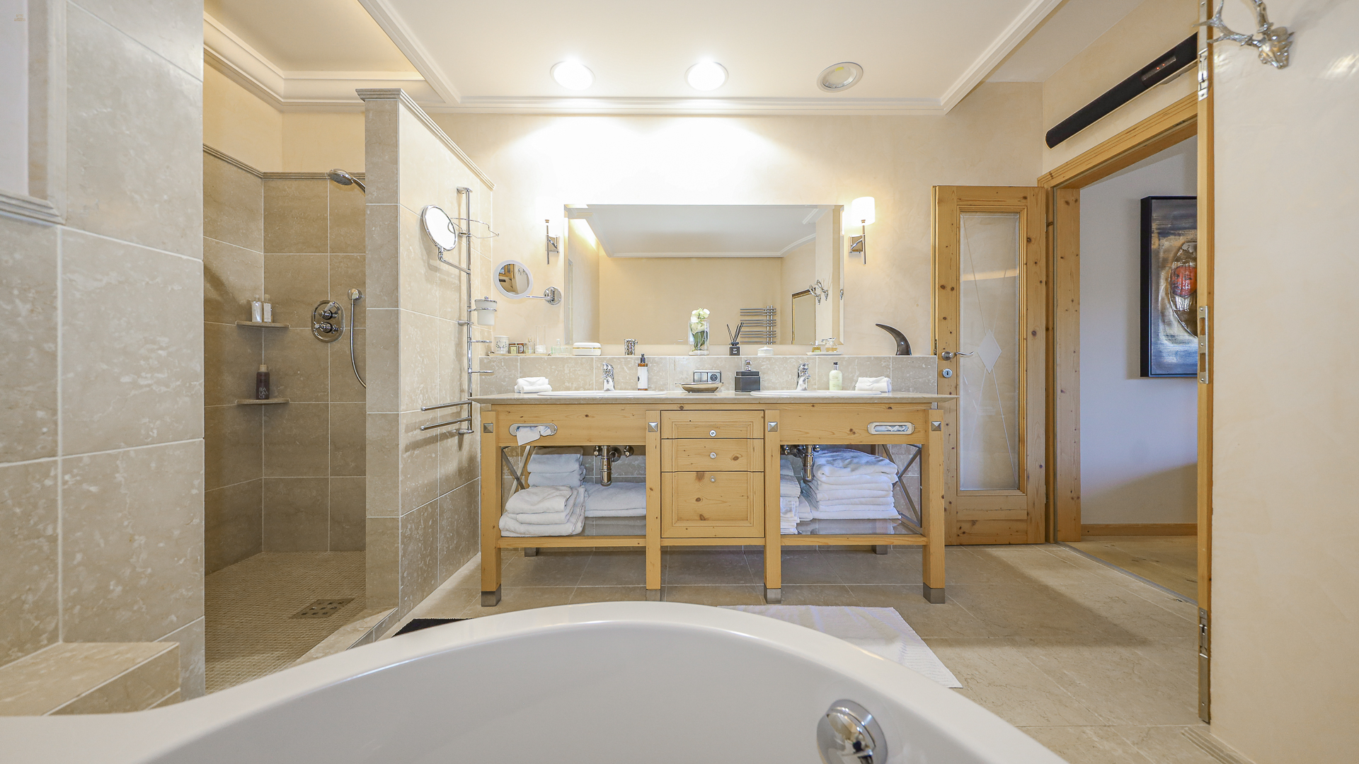 Thumbnail von Luxus-Suite in bekanntestem 5-Sterne-Hotel Kitzbühels