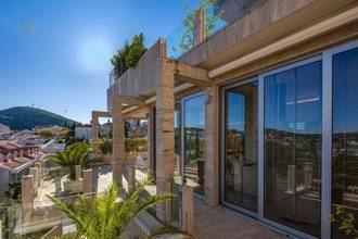 Thumbnail von Luxuriöses Penthouse  mit Swimmingpool auf der Dachterrasse