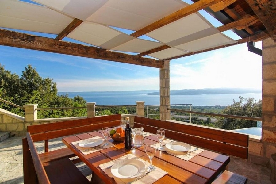 Thumbnail von Charmantes Steinhaus mit Pool und Panorama-Meerblick