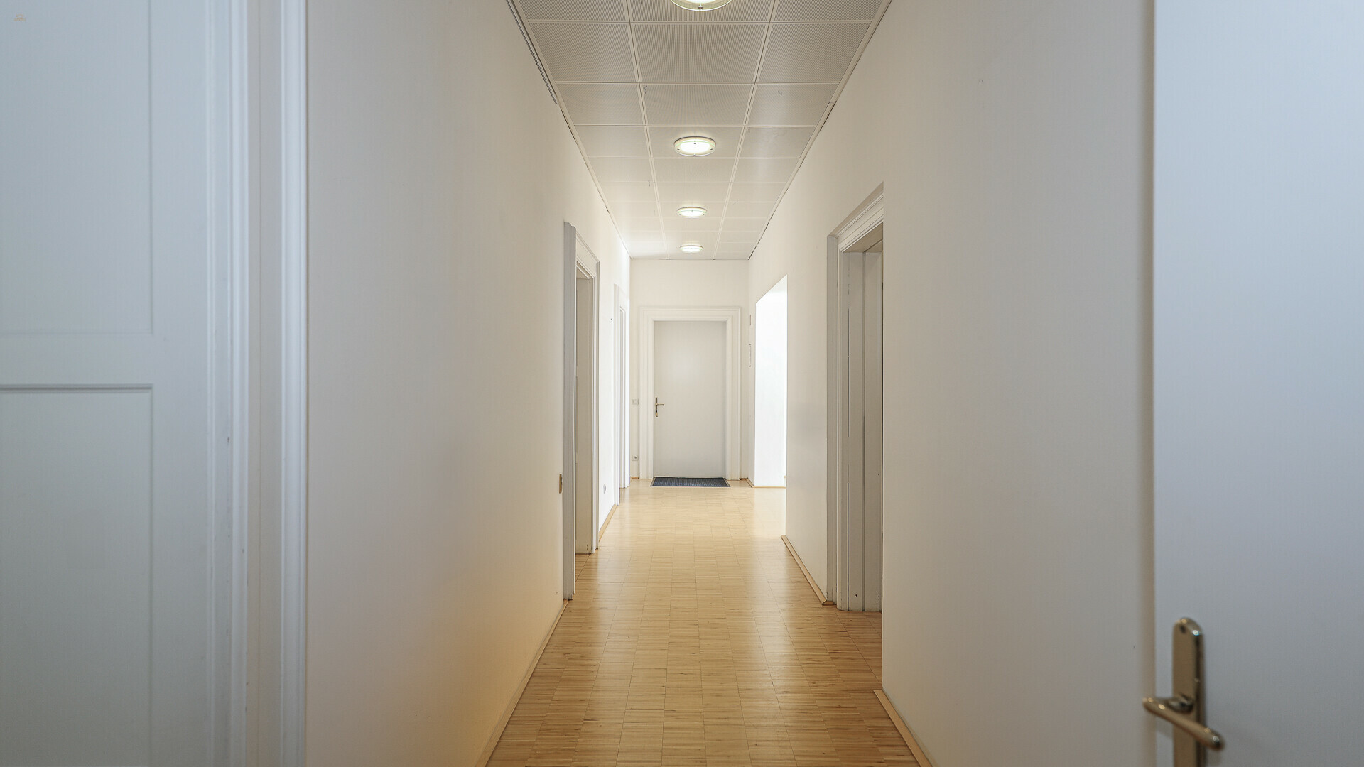 Thumbnail von Altbaujuwel in erster Seereihe