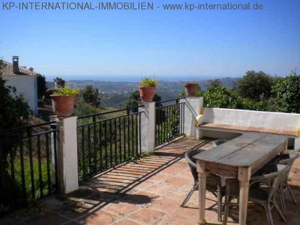 ***Traumhaft schöne rustikale Villa***