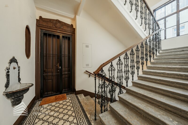 Thumbnail von Großzügige 2,5 Zimmer-Altbauwohnung in ruhiger Lage des 9. Bezirks! Nähe Liechtensteinpark