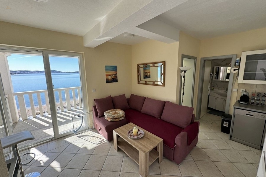 Thumbnail von Mediterrane Villa direkt am Strand