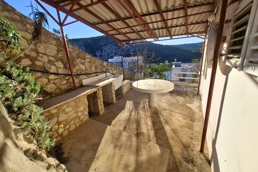 Thumbnail von Bungalow zur Renovierung - attraktive Lage, Region Trogir