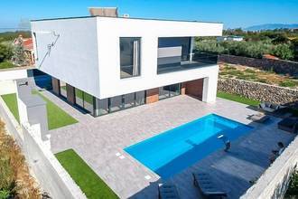 Thumbnail von Moderne Villa mit Swimmingpool in ruhiger Lage, Region Zadar