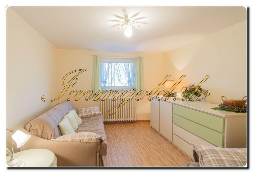 Thumbnail von mmogold Lago Maggiore, separates gepflegtes Haus mit Pool und Tollem Panoramablick