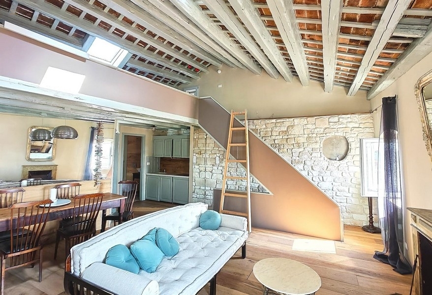 Thumbnail von Charmante Dachgeschosswohnung mit Galerie und schönem Meerblick