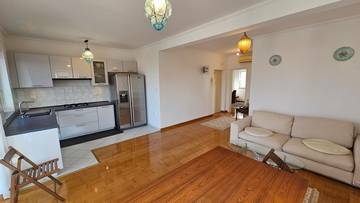 Thumbnail von Wohnung mit Balkon und Blick bis zum Meer