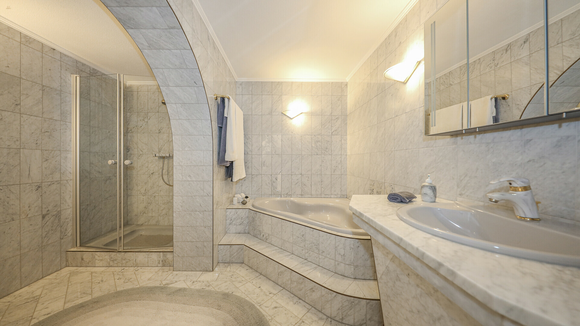 Thumbnail von Anwesen in einzigartiger Toplage mit unverbautem Panoramablick