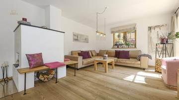 Thumbnail von Großzügiges Einfamilienhaus in traumhafter Lage