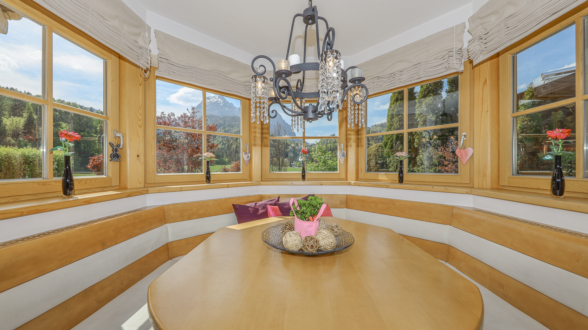 Thumbnail von Großzügiges Einfamilienhaus in traumhafter Lage