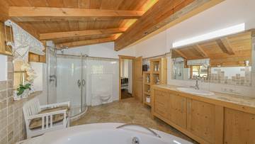 Thumbnail von Großzügiges Einfamilienhaus in traumhafter Lage