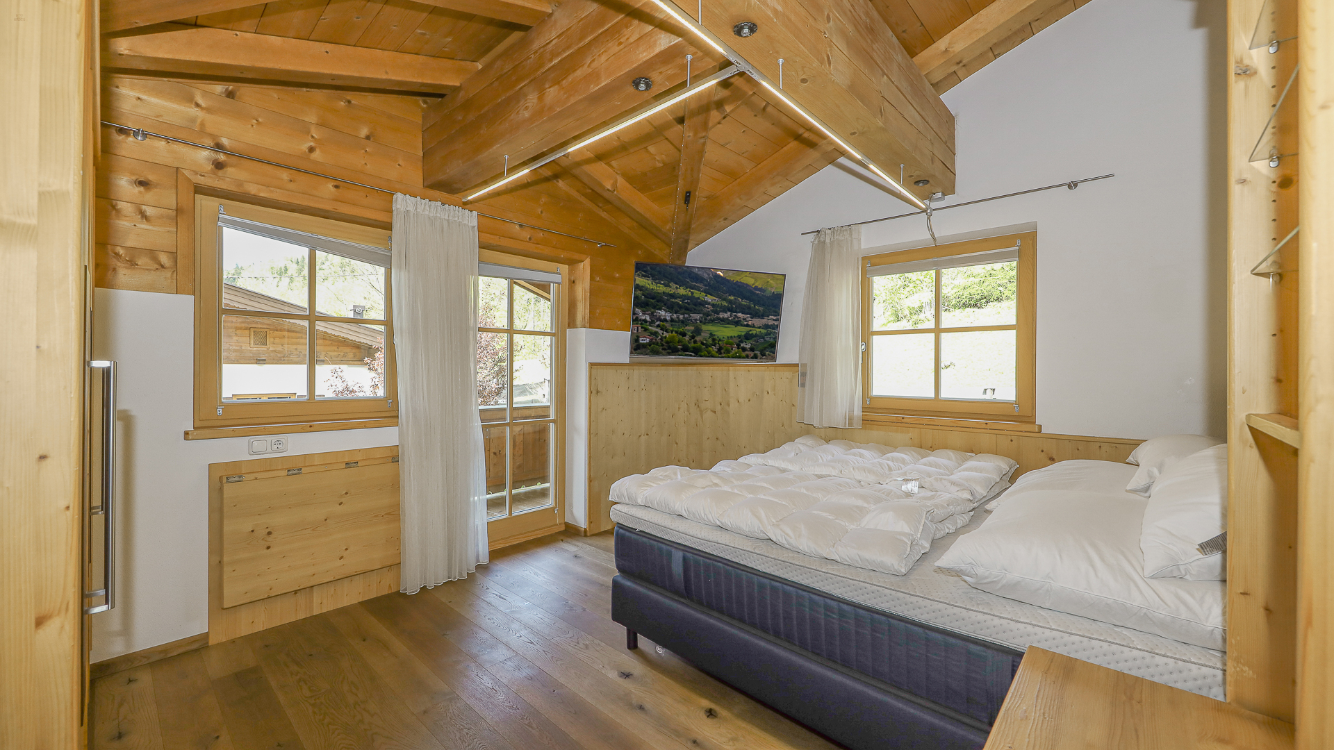 Thumbnail von Großzügiges Einfamilienhaus in traumhafter Lage