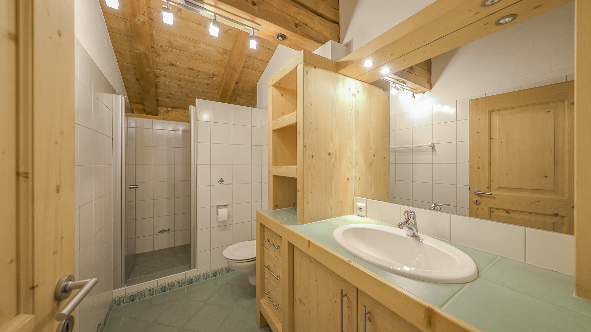 Thumbnail von Großzügiges Einfamilienhaus in traumhafter Lage