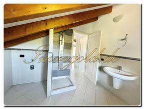 Thumbnail von Immogold Lago Maggiore Traumhafte Dachgeschosswohnung mit großer Terrasse, Stellplatz und Panorama-Seeblick, komplett renoviert