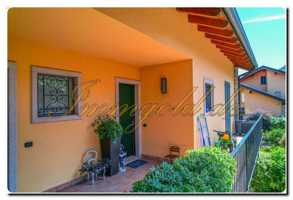 Thumbnail von Immogold Lago Maggiore, attraktive Maisonette in moderner Wohnanlage mit beeindruckendem Seeblick und exklusivem Gemeinschaftspool – ideal für alle, die Komfort, Ruhe und Lebensqualität schätzen.