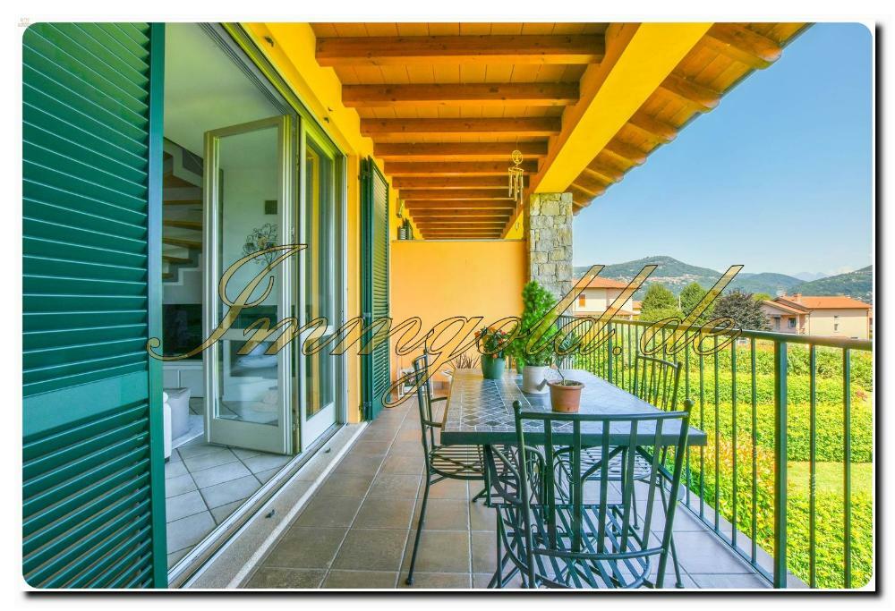 Thumbnail von Immogold Lago Maggiore, attraktive Maisonette in moderner Wohnanlage mit beeindruckendem Seeblick und exklusivem Gemeinschaftspool – ideal für alle, die Komfort, Ruhe und Lebensqualität schätzen.