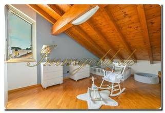 Thumbnail von Immogold Lago Maggiore, attraktive Maisonette in moderner Wohnanlage mit beeindruckendem Seeblick und exklusivem Gemeinschaftspool – ideal für alle, die Komfort, Ruhe und Lebensqualität schätzen.