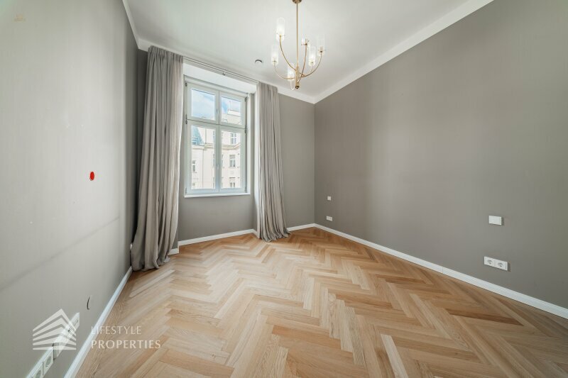 Thumbnail von Wunderschöne 3-Zimmer Wohnung mit Garage und Fitnessraum, Nähe Rudolfinerhaus