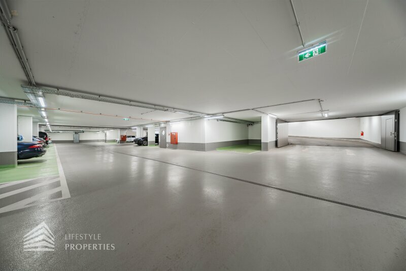 Thumbnail von Wunderschöne 3-Zimmer Wohnung mit Garage und Fitnessraum, Nähe Rudolfinerhaus