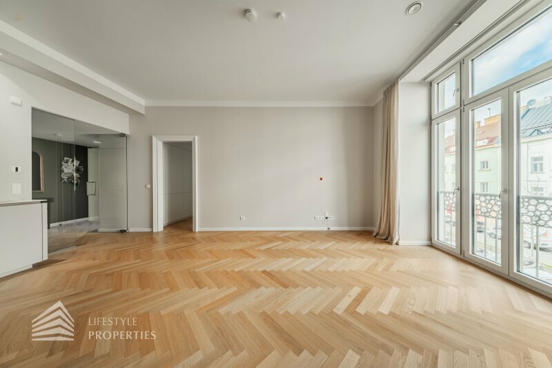 Thumbnail von Wunderschöne 3-Zimmer Wohnung mit Garage und Fitnessraum, Nähe Rudolfinerhaus