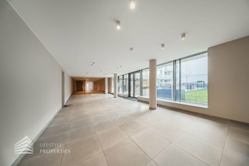 Thumbnail von Wunderschöne 3-Zimmer Wohnung mit Garage und Fitnessraum, Nähe Rudolfinerhaus