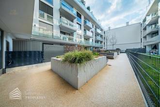 Thumbnail von Wunderschöne 3-Zimmer Wohnung mit Garage und Fitnessraum, Nähe Rudolfinerhaus