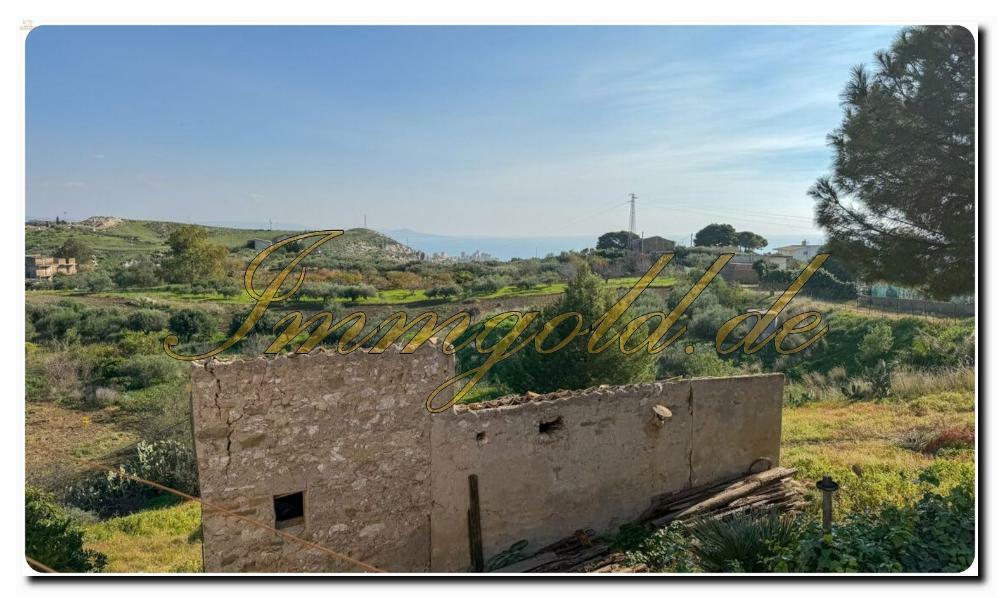 Thumbnail von Immogold Süd- Sizilien großzügige Landvilla auf Sizilien mit sechs Schlafzimmern, zwei Wohneinheiten und Olivenhain in der Nähe vom Tal der Tempel und der Scala dei Turchi.
