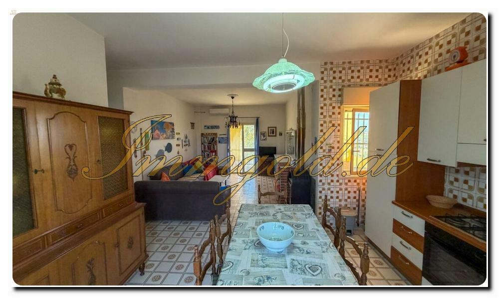 Thumbnail von Immogold Süd- Sizilien großzügige Landvilla auf Sizilien mit sechs Schlafzimmern, zwei Wohneinheiten und Olivenhain in der Nähe vom Tal der Tempel und der Scala dei Turchi.