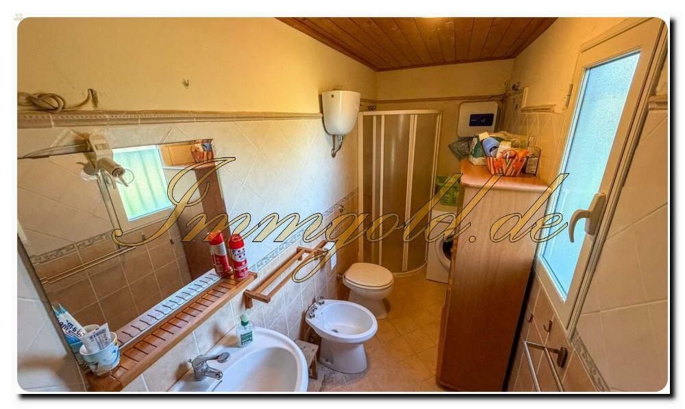 Thumbnail von Immogold Süd- Sizilien großzügige Landvilla auf Sizilien mit sechs Schlafzimmern, zwei Wohneinheiten und Olivenhain in der Nähe vom Tal der Tempel und der Scala dei Turchi.