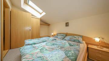 Thumbnail von Dachgeschoss-Apartment mit schönem Ausblick