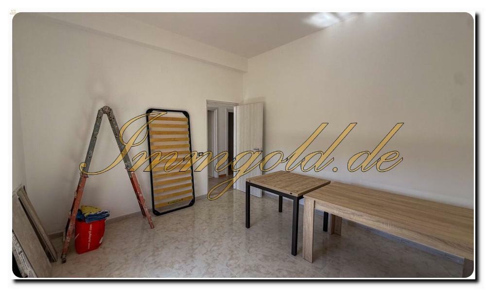 Thumbnail von Aparte Villa nur dreißig Kilometer von der Hauptstadt Palermo, zwei Schlafzimmer, Meerblick, Potenzial einer Traum-Dachterrasse und prima Verkehrsanbindung